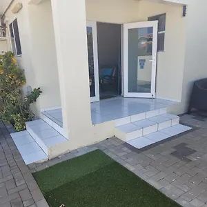 The Lush Apartment Willemstad