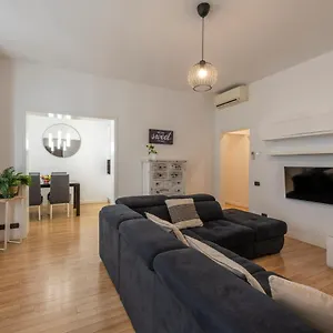 Boutique Porta Duomo, Close To The Lake! Apartment Como